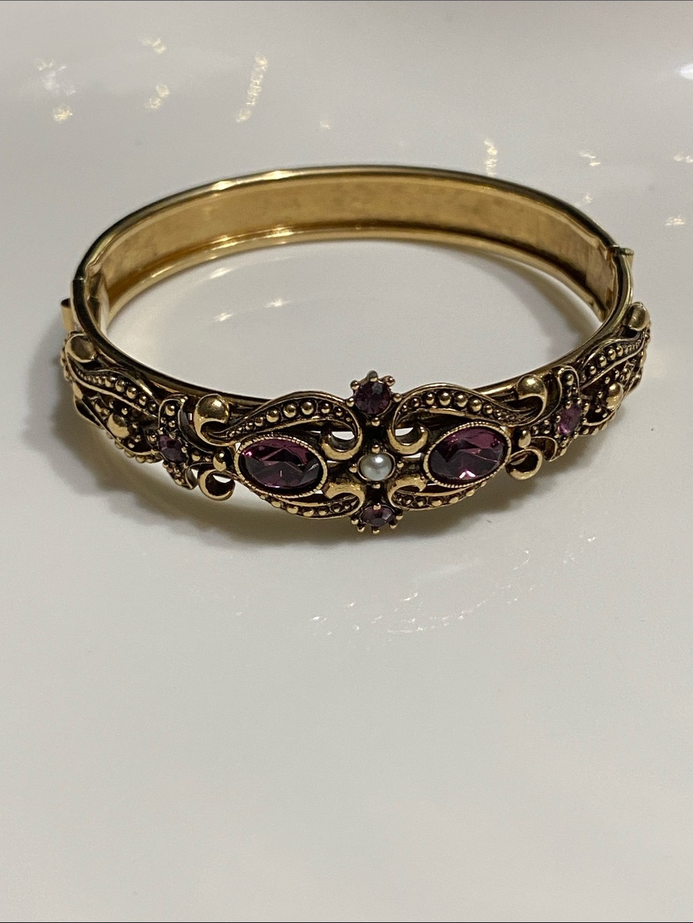 VTG Avon Gold-Tone Purple Stone Filigree Bangle Bracelet